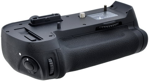 Nikon MB-D12